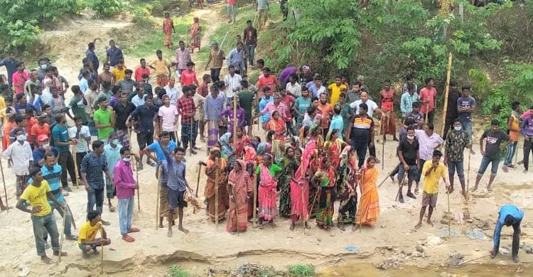 রাজনগরের উত্তরভাগ চা বাগানে সন্ত্রাসীদের হামলা ম্যানেজার সহ আহত- ৫