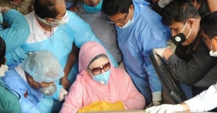 বৃহস্পতিবার ফিরতে পারেন বাসায়, খালেদা জিয়ার শরীর অনেক ভাল : ব্যক্তিগত চিকিৎসক 