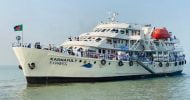 কক্সবাজারে ফিরল অবশেষে সেই জাহাজটি ৪ শ যাত্রী নিয়ে