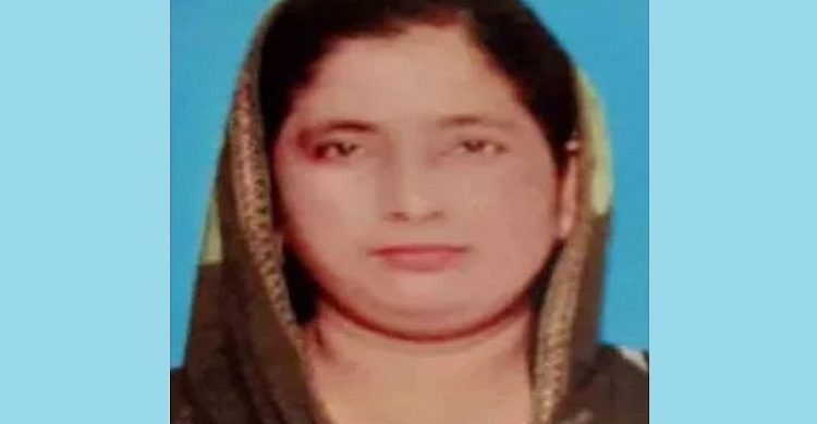 জগন্নাথপুরে ফার্মেসির ভেতর থেকে প্রবাসীর স্ত্রীর ছয় টুকরো লাশ উদ্ধার