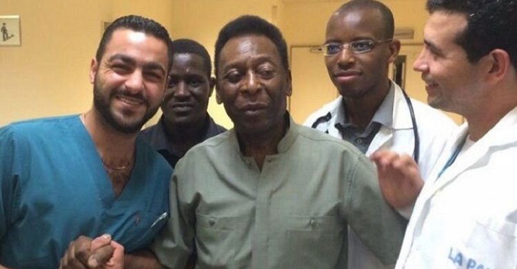 হাসপাতাল ছাড়লেন কিংবদন্তি পেলে