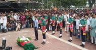 কেন্দ্রীয় শহীদ মিনারে আবদুল গাফ্‌ফার চৌধুরীর মরদেহে সর্বস্তরের মানুষের শ্রদ্ধা