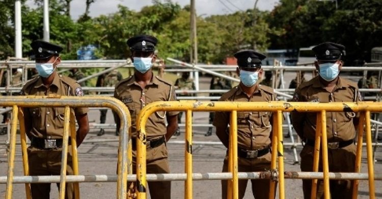 শ্রীলঙ্কা: ভারপ্রাপ্ত প্রেসিডেন্ট জরুরি অবস্থা জারি করেছেন