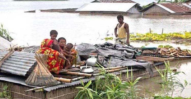 সিলেটে বন্যায় ৩০ লাখের বেশি মানুষ ঘরছাড়া