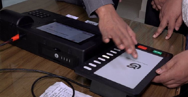 সংসদ নির্বাচনে ইভিএম ব্যবহার হবে : নির্বাচন কমিশনার আলমগীর