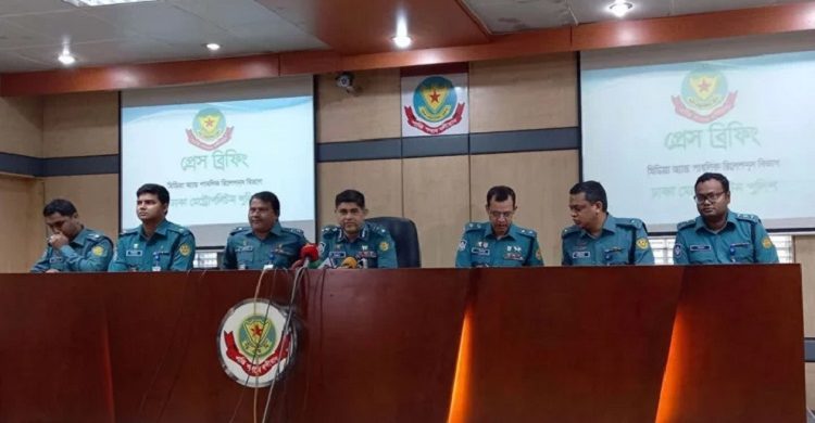 জঙ্গিদের গ্রেপ্তার না করা পর্যন্ত ঝুঁকি রয়েই যায়: পুলিশ