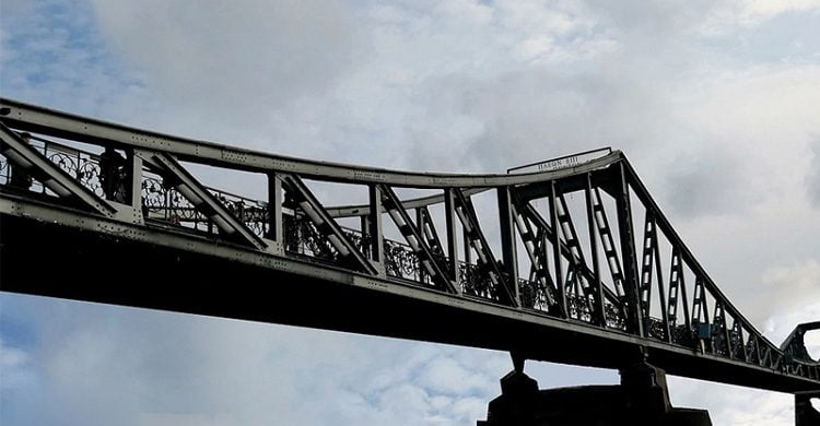 ৬ হাজার কেজি ওজনের সেতু রাতারাতি চুরি