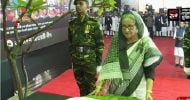 ২১ আগস্টে নিহতদের স্মরণে প্রধানমন্ত্রীর শ্রদ্ধা