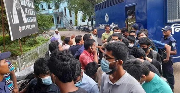 বুয়েটের ২৪ জনসহ ৩২ শিক্ষার্থীর জামিন