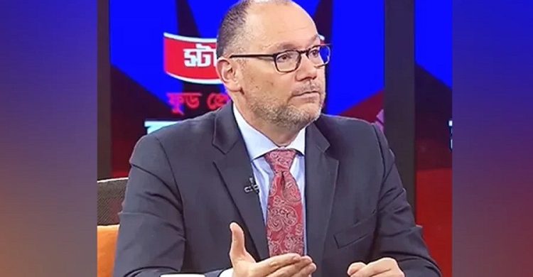 নিজের ও দূতাবাসের কর্মচারীদের নিরাপত্তা নিয়ে শঙ্কিত: মার্কিন রাষ্ট্রদূত