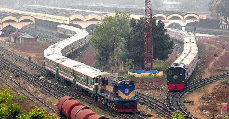 রেলওয়ের নতুন পরিকল্পনা ট্রেনে নাশকতা এড়াতে