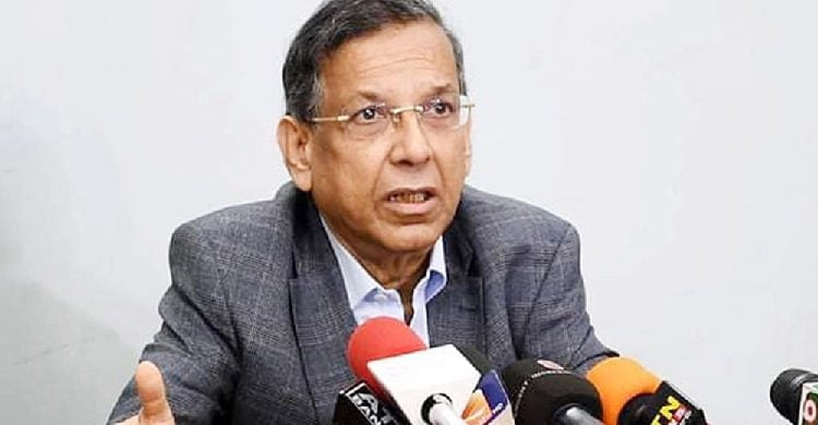 আসছে নতুন আইন মিথ্যা খবর ঠেকাতে