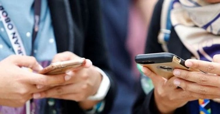 কাল রোববার মোবাইল নেট চালুর সিদ্ধান্ত