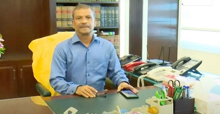 সেনাবাহিনীকে ম্যাজিস্ট্রেটের ক্ষমতা দেওয়ার কারণ জানালেন উপদেষ্টা আসিফ নজরুল