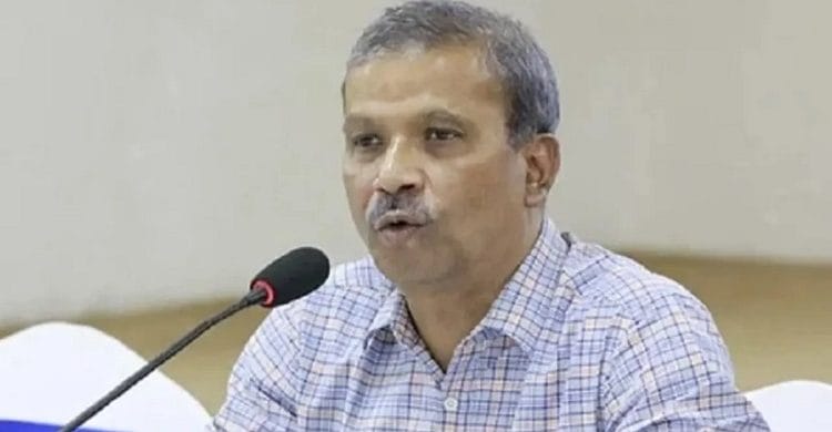 বিএনপি-ছাত্রনেতাদের দূরত্ব নিয়ে আসিফ নজরুলের স্ট্যাটাস