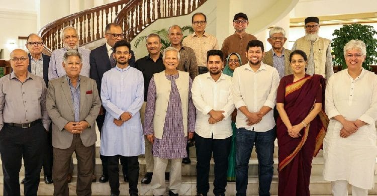 ‘এই সরকারের ব্যর্থতা হলো কাউকে ম্যানেজ না করে চলা’