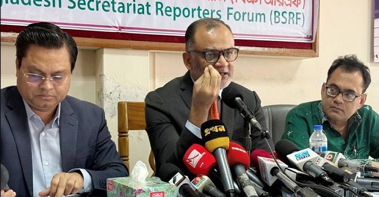 ৫০ হাজার কোটি টাকা বৈদেশিক দায় শোধ করেছে সরকার: বাণিজ্য উপদেষ্টা