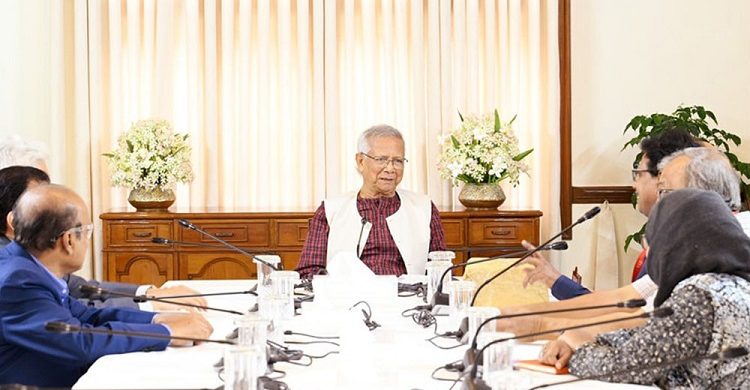 কী ভয়াবহ একেকটি ঘটনা, সমাজের ‘ভদ্রলোকেরা’ এসব ঘটিয়েছে: প্রধান উপদেষ্টা