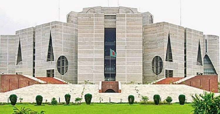 নতুন সরকারের শপথ রোজার আগেই