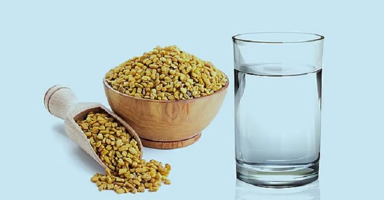 রোজ সকালে মেথি ভেজানো পানি খাওয়াতে ৭ উপকার