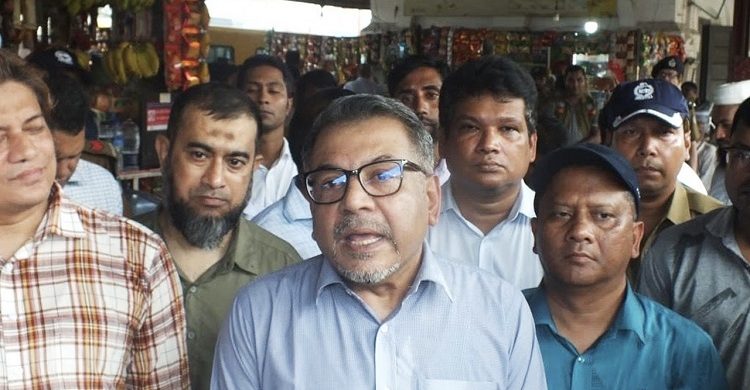 ভারত থেকে ট্রেনের ২০০ কোচ কিনছে রেলওয়ে