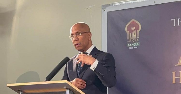 বৃটেনে বাংলাদেশী কমিউনিটির অবদান অপরিসীম: ইকরা টিভির ‘অগ্রদূত’ সমাবেশে মেয়র লুৎফুর রহমান