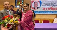 বিশিষ্ট শিক্ষানুরাগী মোশারফ হোসেন খান চৌধুরীকে সংবর্ধনা
