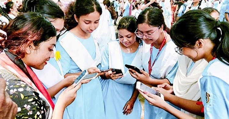 এইচএসসি-র ফল: সোয়া ৪ লাখ খাতা পুনর্নিরীক্ষণের আবেদন