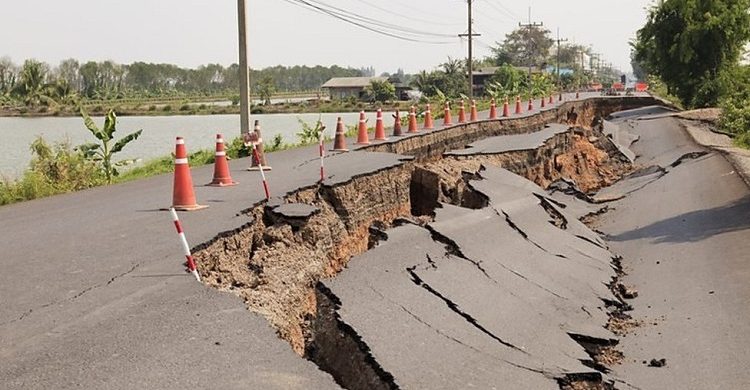 বিশেষজ্ঞের আগাম বার্তা বড় ভূমিকম্প নিয়ে