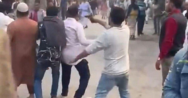 পাবনায় সংঘর্ষে আগ্নেয়াস্ত্র হাতে ভাইরাল সেই যুবক যে দলের কর্মী