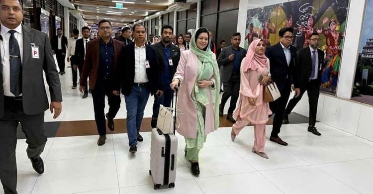 ডা. জোবাইদা রহমান লন্ডনের উদ্দেশে রওনা