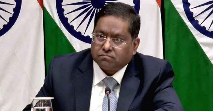 দিল্লির বাংলাদেশ হাইকমিশনের সামনে ক্ষুব্ধ লোকদের চিৎকার নিয়ে যা বললো ভারত