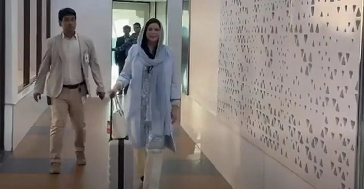 ঢাকায় পৌঁছেছেন জুবাইদা রহমান