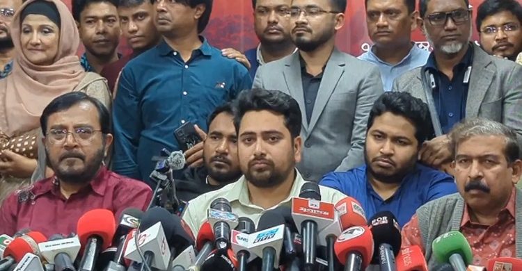 তিন দলের ‘গণতান্ত্রিক সংস্কার জোট’ ঘোষণা, আরও যুক্ত হবে বললেন নাহিদ